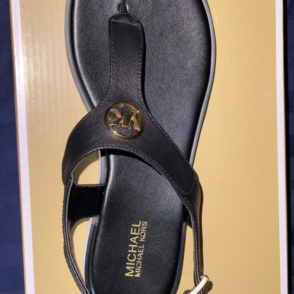 Sandals - Picture 3 of 5